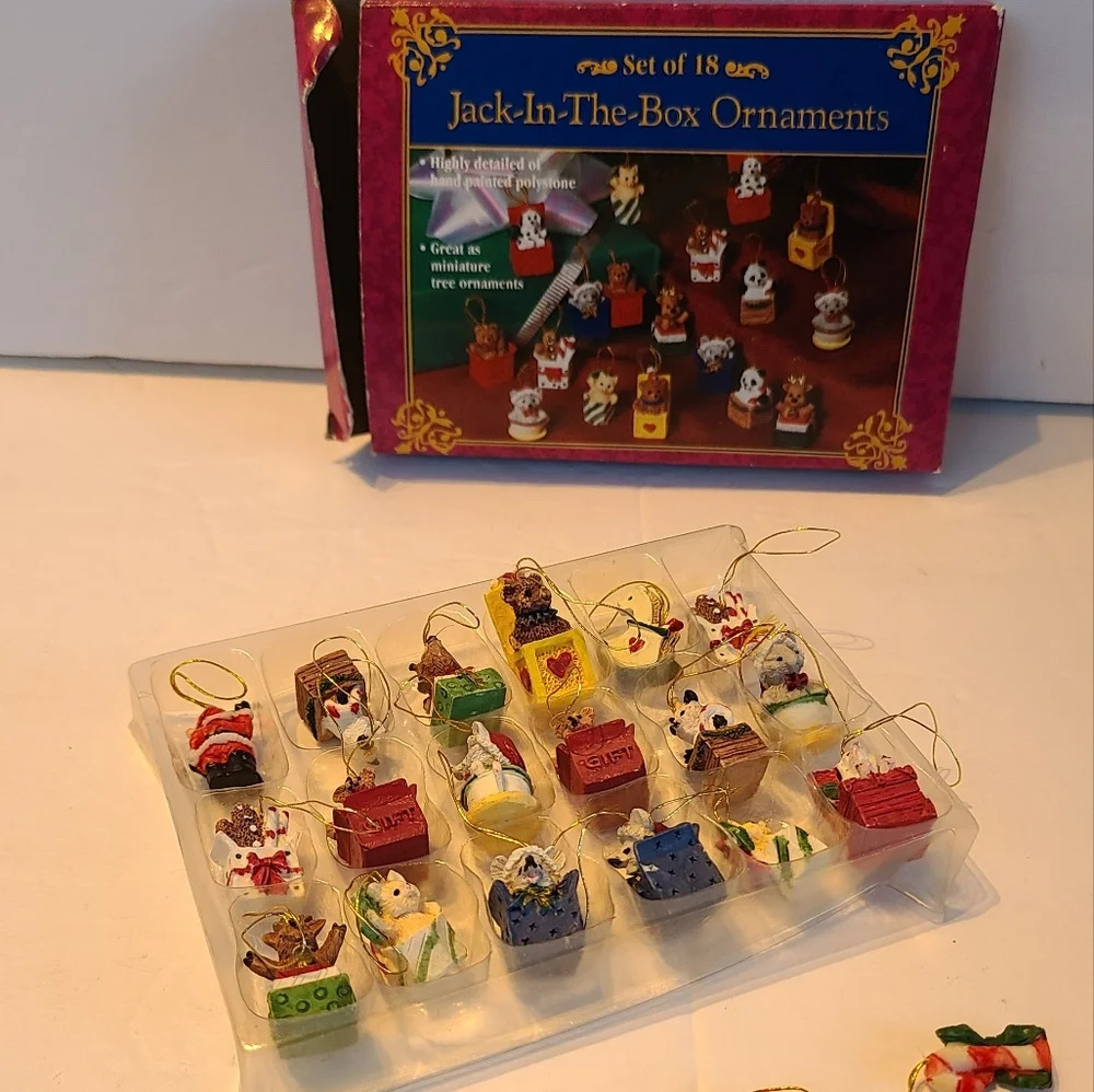 Giftco Jack In the box ornaments set of 18